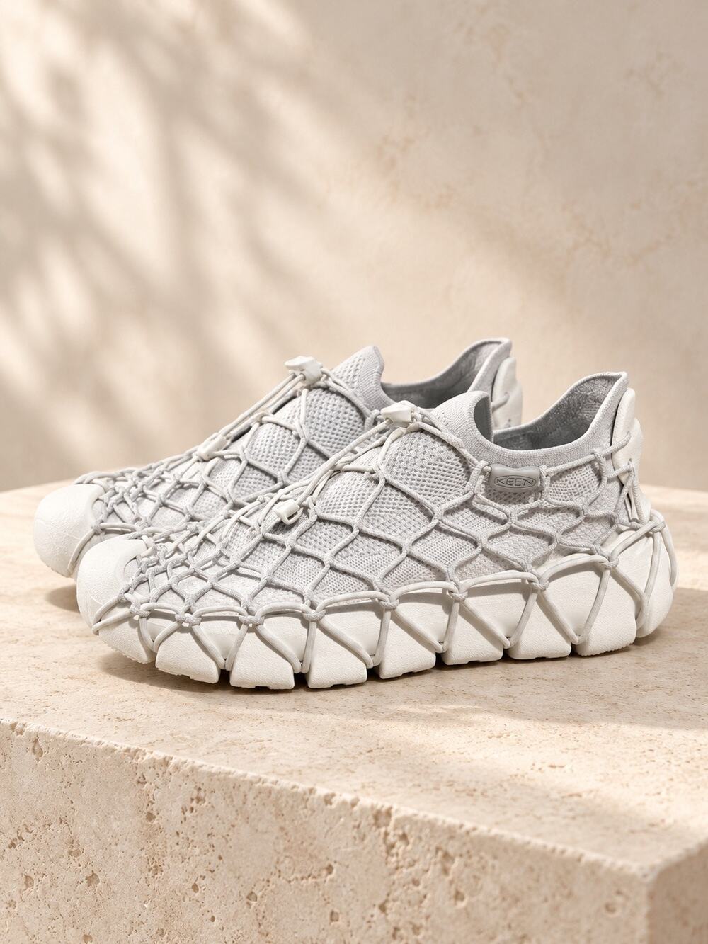 KEEN UNEEK 360 Menβs 13 Star White Vapor Cord Sneaker Sandals 1031929 NIB